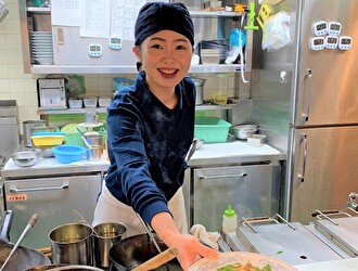 ぎょうざの満洲 豊中駅前店 求人情報