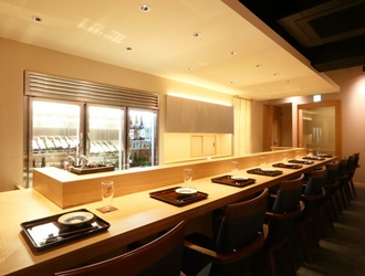 日本酒とワイン 割烹 八彩 新大阪店