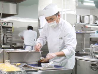 帝塚山学院小学校（中央フードサービス株式会社）