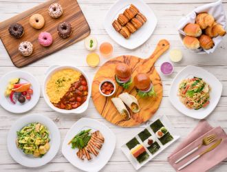 カジュアルブッフェ「ハナハナ」