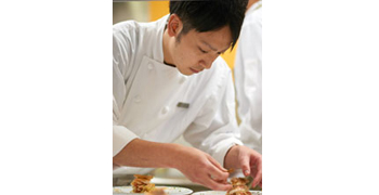 ORIENTAL HOTEL 求人