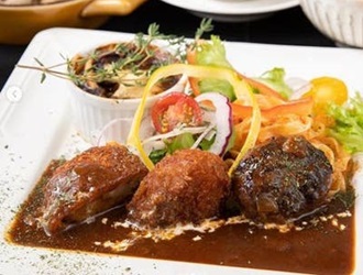 神戸牛洋食　アモナ 求人