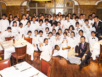 Wolfgang's Steakhouse Osaka 求人