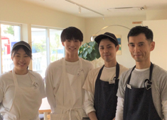 株式会社リュリュ・サプライズ 求人 平均年令が若いので若手もノビノビと働けるフラットな環境！経験も大切ですが、素直で協調性のある方、お待ちしてます！