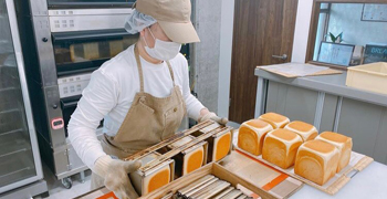 「芦屋食ぱん」／ロングライフダイニング株式会社 求人