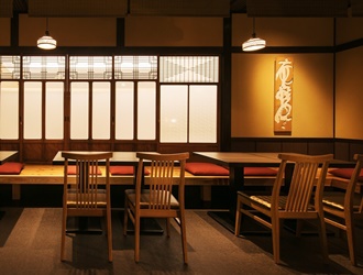 鉄板焼 鶏料理 かしわ　阪急西宮ガーデンズ店 求人