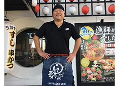 株式会社　ティーアンドティー 求人 既存店の「海鮮れすとらん 魚輝水産」では、２０代から５０代の幅広い年代の男女スタッフが在籍しています。