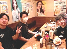 炭火やきとん 丸寿／宮崎野鶏 ぢどっこ(株式会社ダイニングジャパン) 求人 