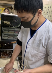 串かつ松葉総本店／明星興業株式会社 求人