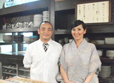 おでんと和食　ひとくち 求人 和やかな雰囲気の中で、じっくり腰をお落ち着けて仕事できるお店です。
