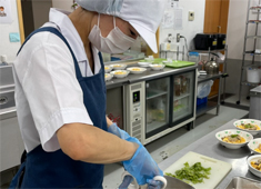 株式会社ケアプラス【給食事業】 求人 