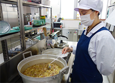 株式会社ケアプラス【給食事業】 求人 