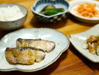 大手家電量販店内　社員食堂 求人
