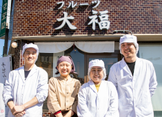 株式会社HKホールディングス 求人 入社前の職場見学OK！実際に働くスタッフ・店舗をぜひご覧ください