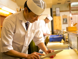 割烹音羽鮨 千里山店 求人