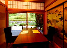 京YUNOHANA RESORT 翠泉（株式会社翠泉） 求人 全13室の隠れ宿的な落ち着いた佇まい