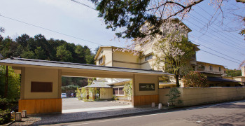 京YUNOHANA RESORT 翠泉（株式会社翠泉） 求人