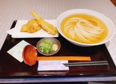 万空うどん 田舎っ子 求人 やる気と元気があれば年齢も性別も問いません！
うどん初めてでももちろんOK！
