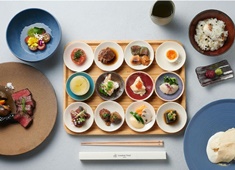 Umekoji Potel KYOTO(株式会社JR西日本ホロニック) 求人 京都の美食を堪能できるレストラン。素材だけでなく、お塩、器、お箸も京都にゆかりある物を使用しております。