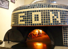 「PIZZERIA LEON (レオン)」「CHELSEA（チェルシー）」 求人 本格的なイタリアンの技術が学べる環境！！学ぶことを楽しみながら働けます☆