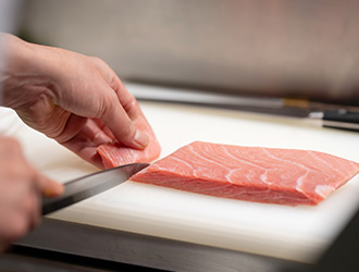 【ドン・キホーテグループ】MARUKAI CORPORATION（カリフォルニア） 求人 寿司だけでなく、和食・日本料理の経験も活かせます。年収1000万円以上を目指す大きなチャンス！