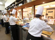 カカオティエゴカンKITTE大阪店・グラングリーン大阪新ブランド他/有限会社五感 求人 