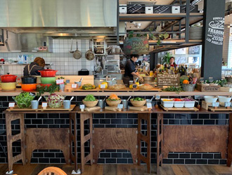 Farmers CAFEandGRILL NALA restaurant /株式会社 徳 求人