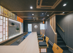 株式会社エースタイルホールディングス 求人 食材だけでなく、空間にもこだわりをもっています。