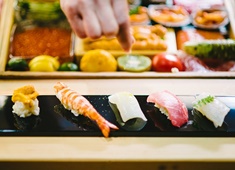 鮨処 音羽／すし処おとわ／株式会社音羽 求人 日本の誇る寿司・和食の文化を継承し、飲食業を通じて人材を育み社会貢献を目指します。