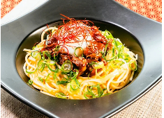 「醗酵食堂　HASSHOKU」ヒルトン大阪店【仮名】 (株)初亀 求人 洋風のメニューもございます。