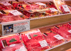 株式会社オークワ【東証プライム市場上場】 求人 オークワを信じてご来店くださるお客様に対して、いつまでも誠実で、まじめな会社でありたいと私たちは想っています。