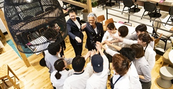 株式会社バルニバービインターフェイス【東証グロース上場企業】 求人