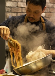 株式会社バルニバービインターフェイス【東証グロース上場企業】 求人