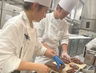 アニヴェルセル株式会社／ウェディング・カフェ・レストラン採用本部 求人