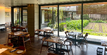 【京都八百一本館】 洋食レストラン「セイボリー」／和食店「きょうのおかず」／ベーカリー「ザ・ブレッド」　京都八百一グループ　(株)セントラルフルーツ／(株)セントラルラック 求人