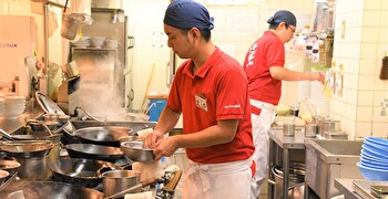 株式会社 ぎょうざの満洲 求人