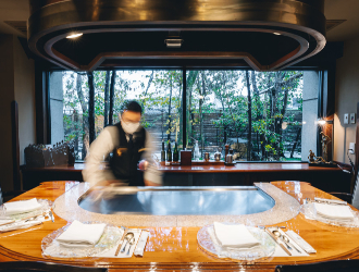 ステーキ懐石都春日 求人