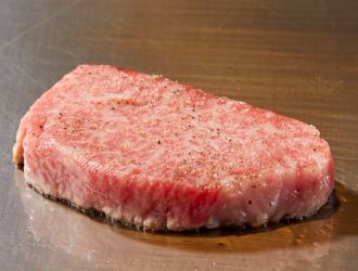 神戸ブレジール本店 神戸ビーフをはじめ、兵庫の食材をふんだんに取り入れた地産地消がコンセプト。地元へ貢献しませんか。