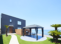 株式会社　グラッド 