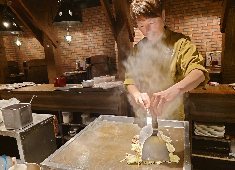 株式会社杏花村/炉ばた焼 力丸グループ 求人 