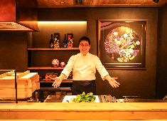 ふくうめ／福嶋株式会社 求人 料理長は最大月給80万円！業界トップクラスの待遇で、あなたの経験を正当に評価します。