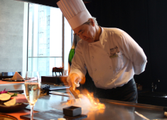 株式会社コズミックダイナー 求人 