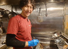 エヌフードファクトリー株式会社 