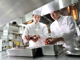 リゾートトラスト株式会社（ベイコート倶楽部・サンクチュアリコート・エクシブ） 求人