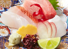 本等 鮨　海馬 求人 調理やおもてなし､和食のマナーをイチからお教えします｡
また､資格手当であなたのスキルアップも応援します！