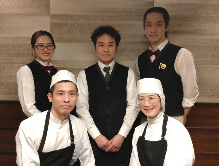 株式会社梅の花サービス「しゃぶしゃぶ甲梅」「かに料理専門店かに重」他 求人