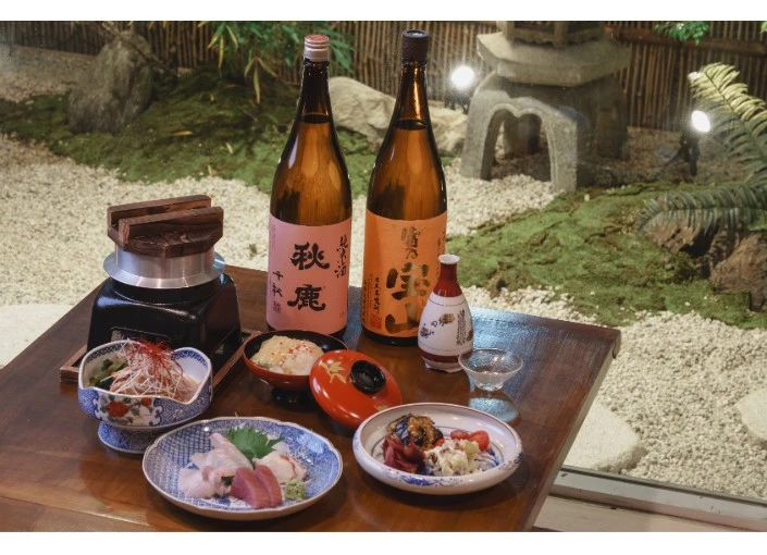 TOLAH株式会社 求人 料理や接客だけでなく、人が集まる“場”をつくる仕事。飲食を通じて街に価値を生み出すやりがいがあります。