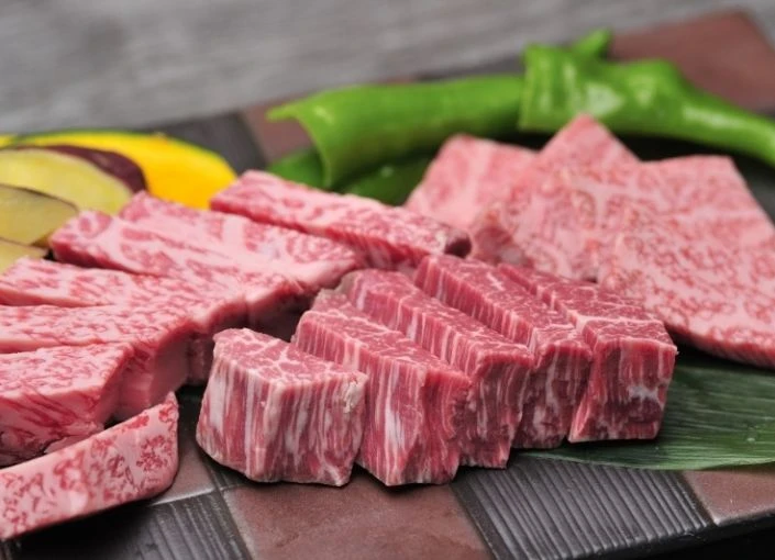 INSOUレストラン株式会社／『焼肉モトカラ』『焼肉処 葡萄匠屋』 求人 