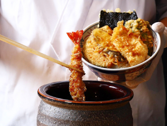 PIER THIRTY GROUP／ピアーサーティーグループ 求人 本格的な天ぷらをカジュアルに楽しめる「てんぷら一代」。和食や居酒屋経験者も大歓迎です！