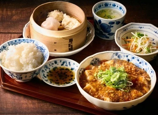 株式会社梅の花サービス 「梅香」料理